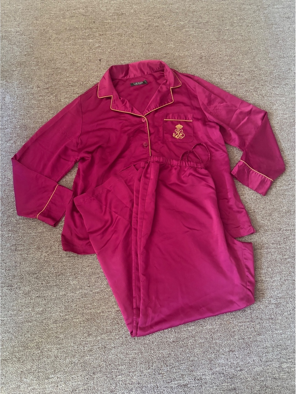 Lauren Ralph Lauren Burgundy pink Pajama Set with Gold Piping - Large